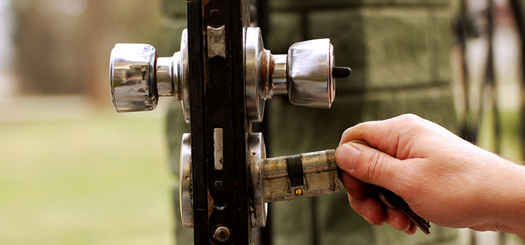 front door latch repair Marina del Rey